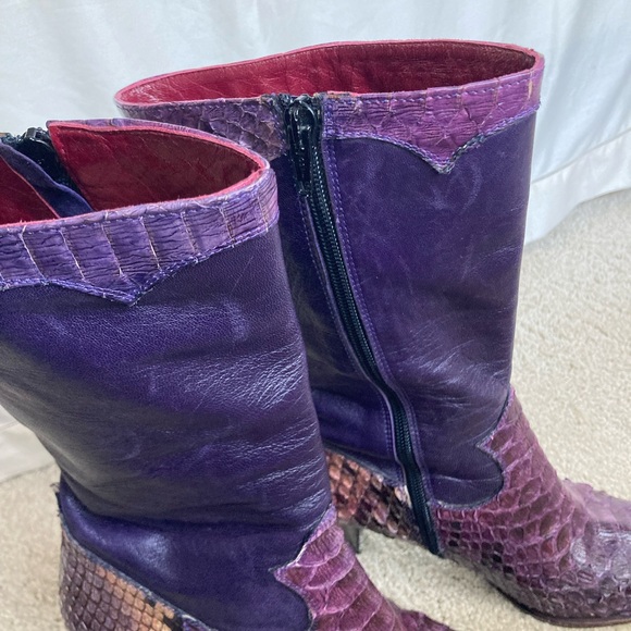 Beautiful snakeskin and leather purple boots, unique, sz 39 (8.5, 9) - Picture 3 of 10